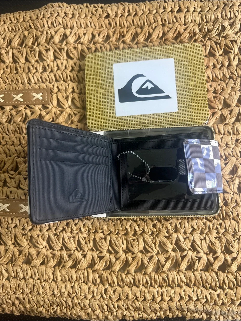 Quiksilver Men’s Blue & White Check Card Holder Wallet